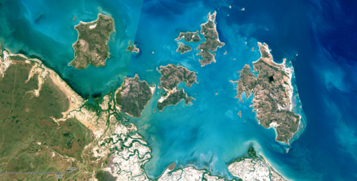 512px-Sir_Edward_Pellew_Islands-Landsat_2000
